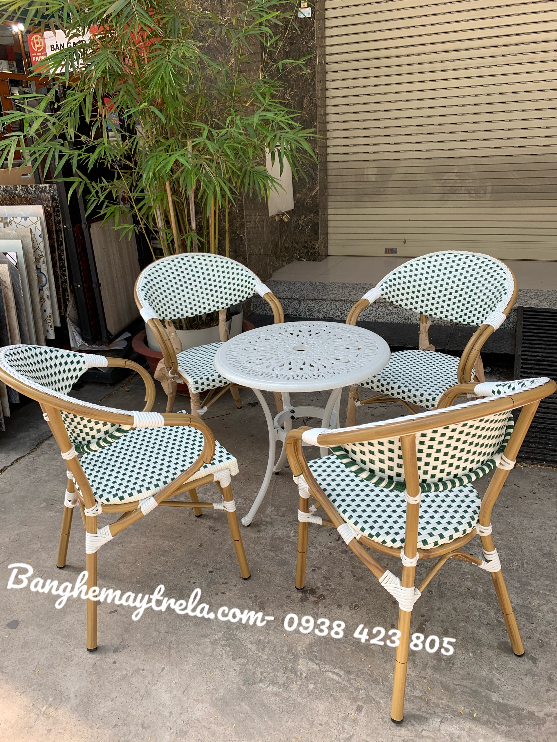 Bàn ghế nhôm đúc ngoài trời